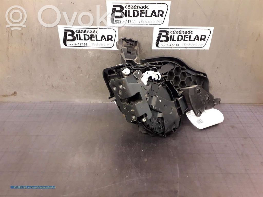 Volvo S40 Priekinė durų spyna 