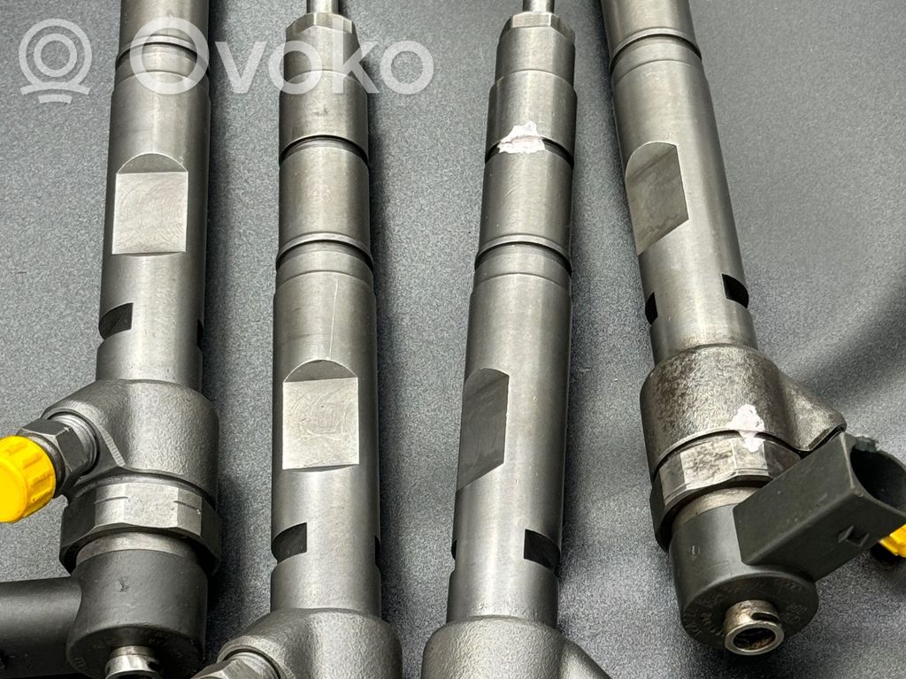 Kit d'injecteurs de carburant   10202,0445110158