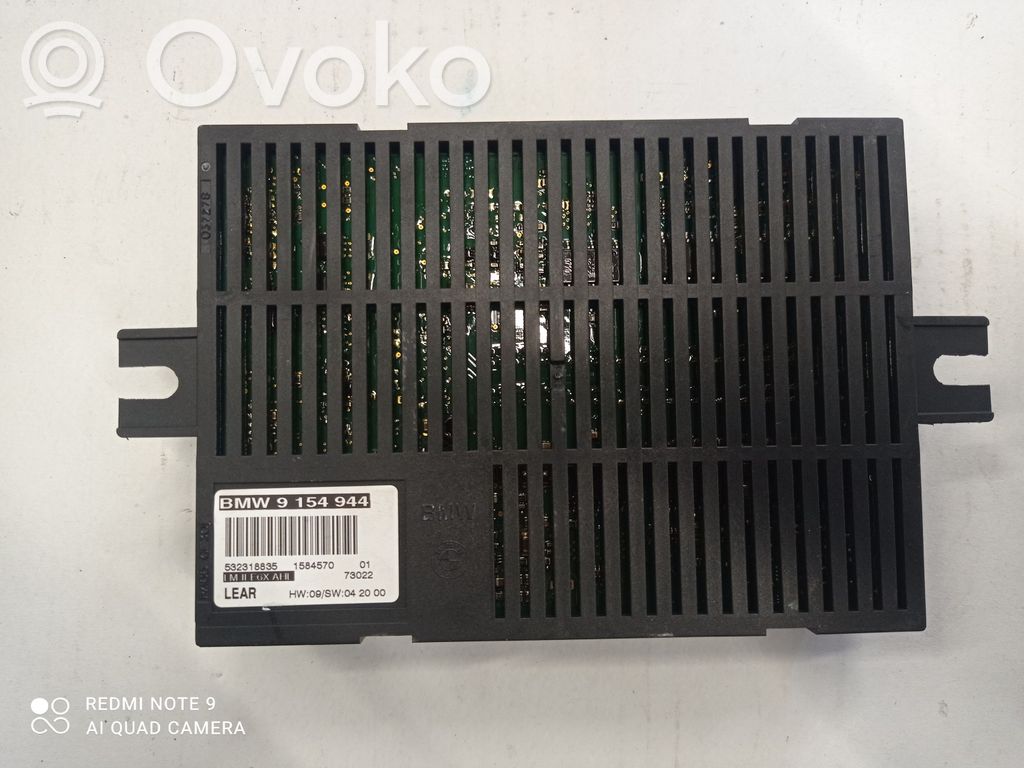BMW 5 E60 E61 Air suspension control unit module (rear) 