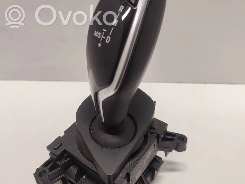 BMW 5 G30 G31 G38 Lewarek zmiany biegów / dolny 