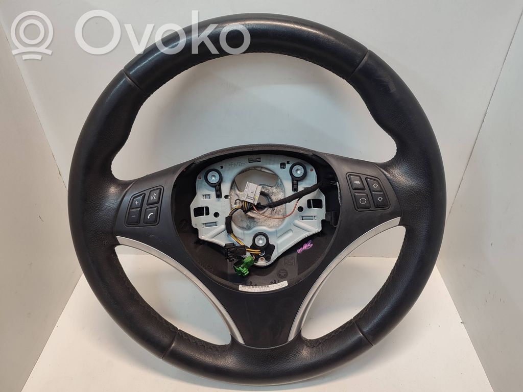 Ohjauspyörä   6795574,305617099E06A