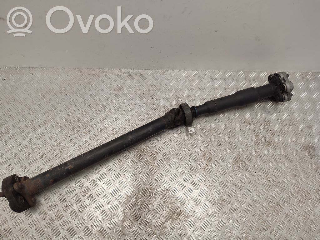BMW 3 F30 F35 F31 Kardanas komplekte 