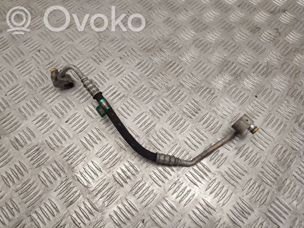 BMW X3 E83 Ilmastointilaitteen putki (A/C) 