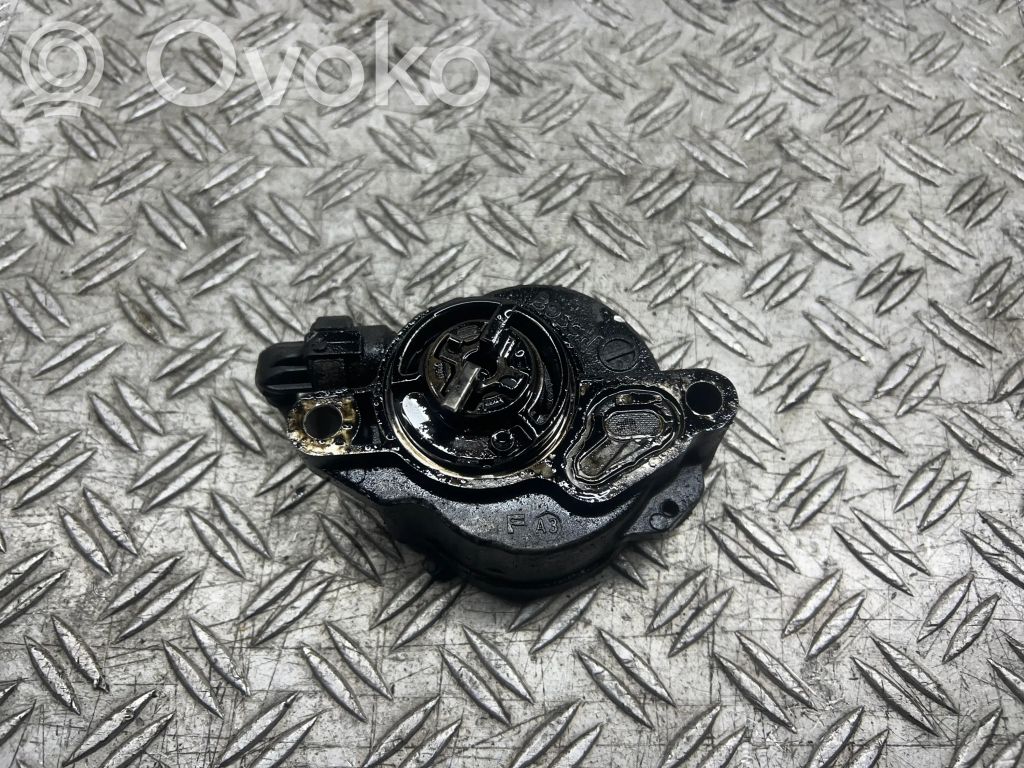 Vacuum pump