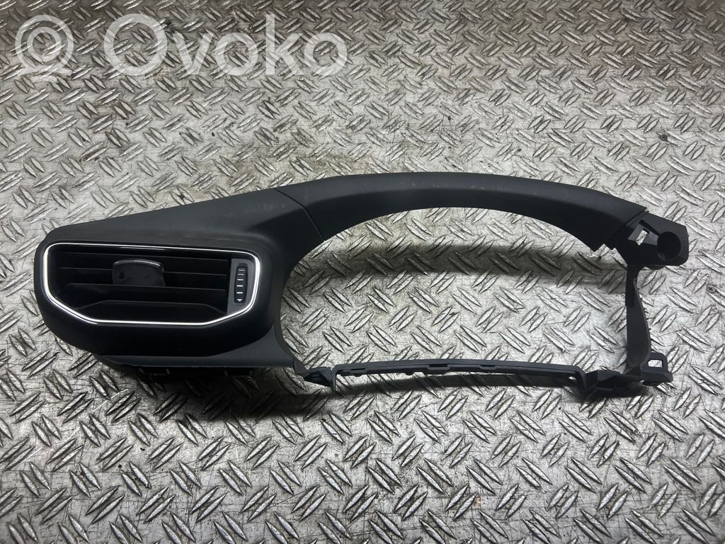 Ford Explorer VI Dashboard trim 