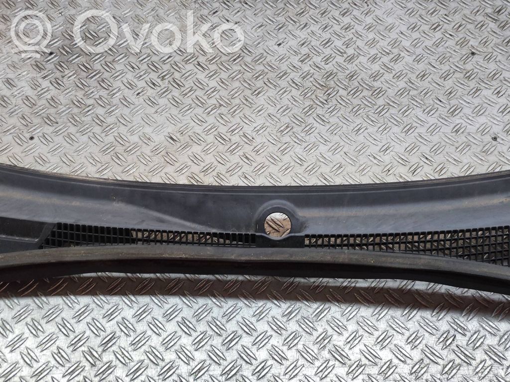 Subaru Forester SG Wiper trim 