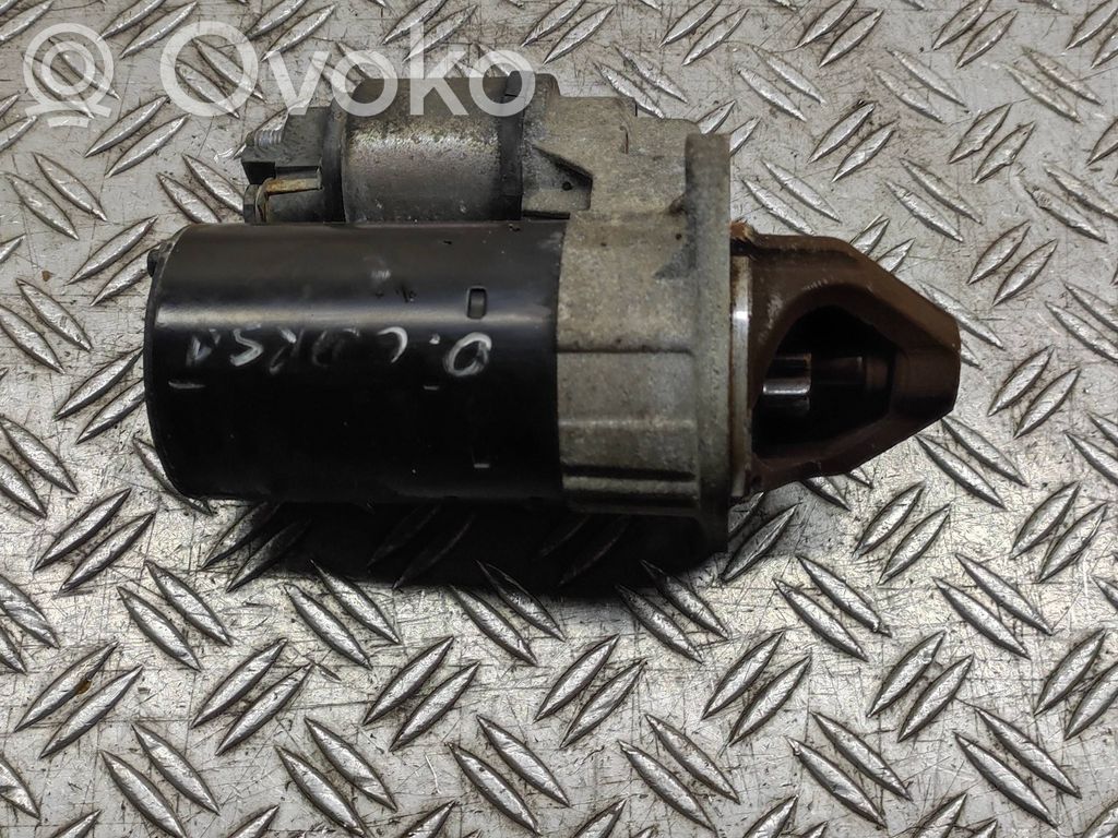 Opel Corsa D Rozrusznik 
