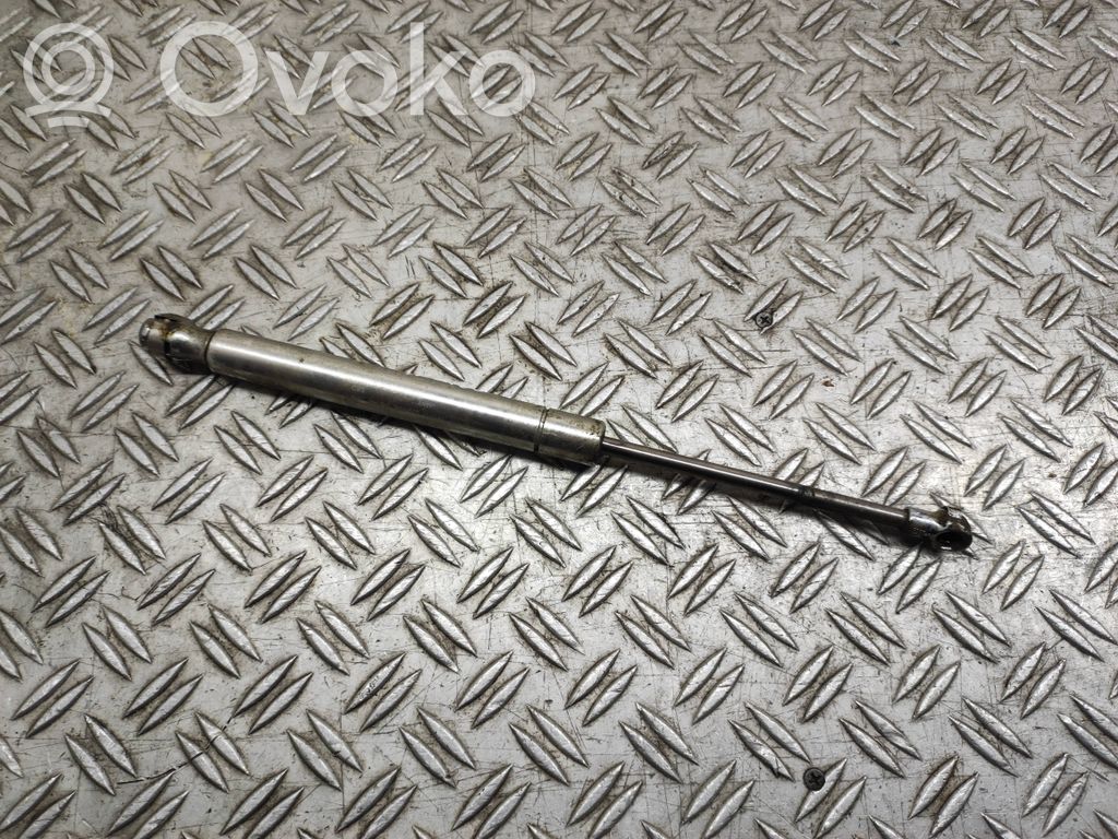 Volkswagen Phaeton Amortizatorius galinio dangčio 