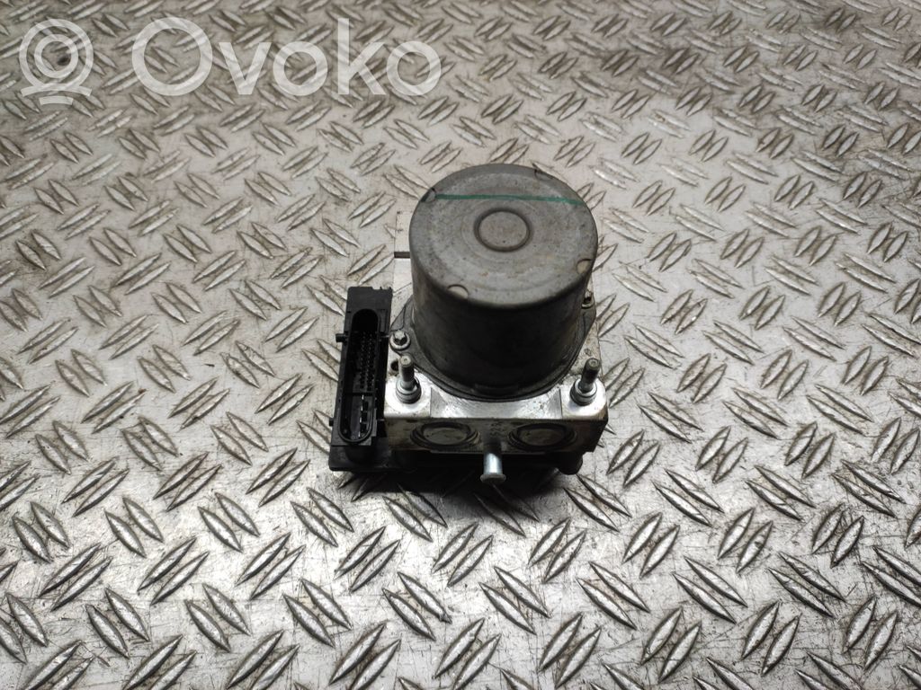 Nissan Qashqai+2 Bomba de ABS 