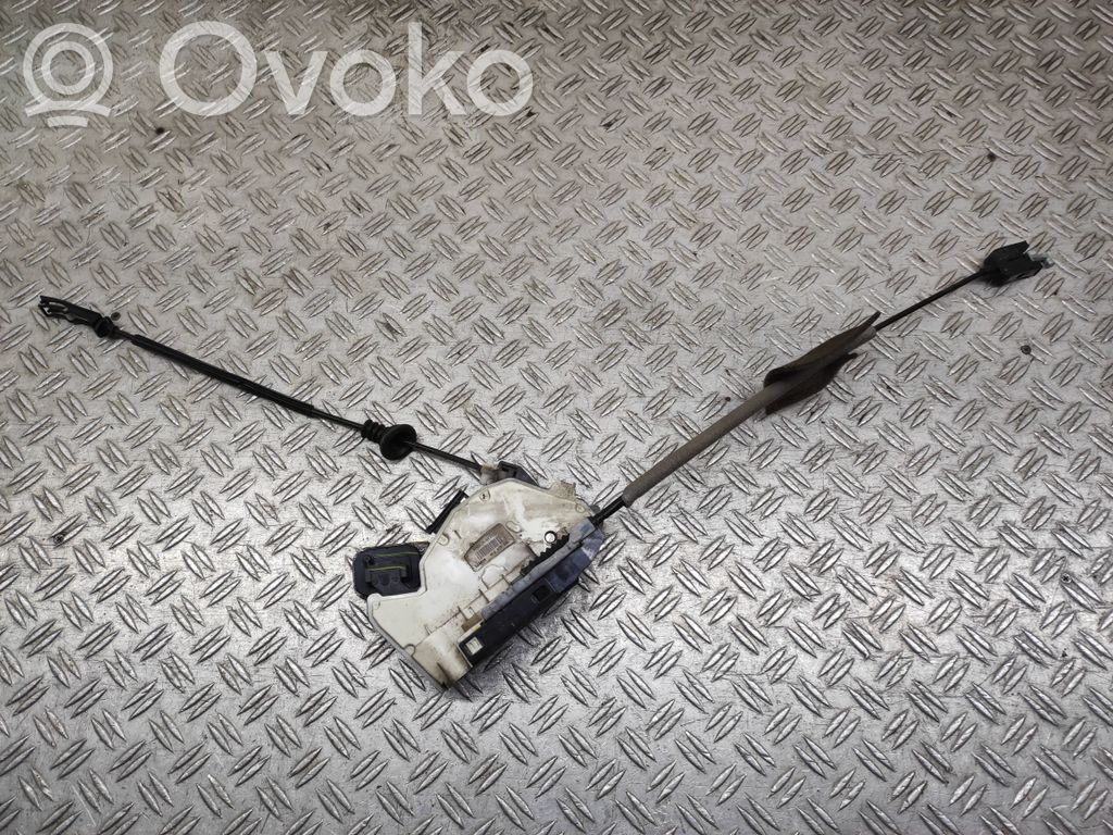 Zamek drzwi tylnych   SA8628,5K4839016C