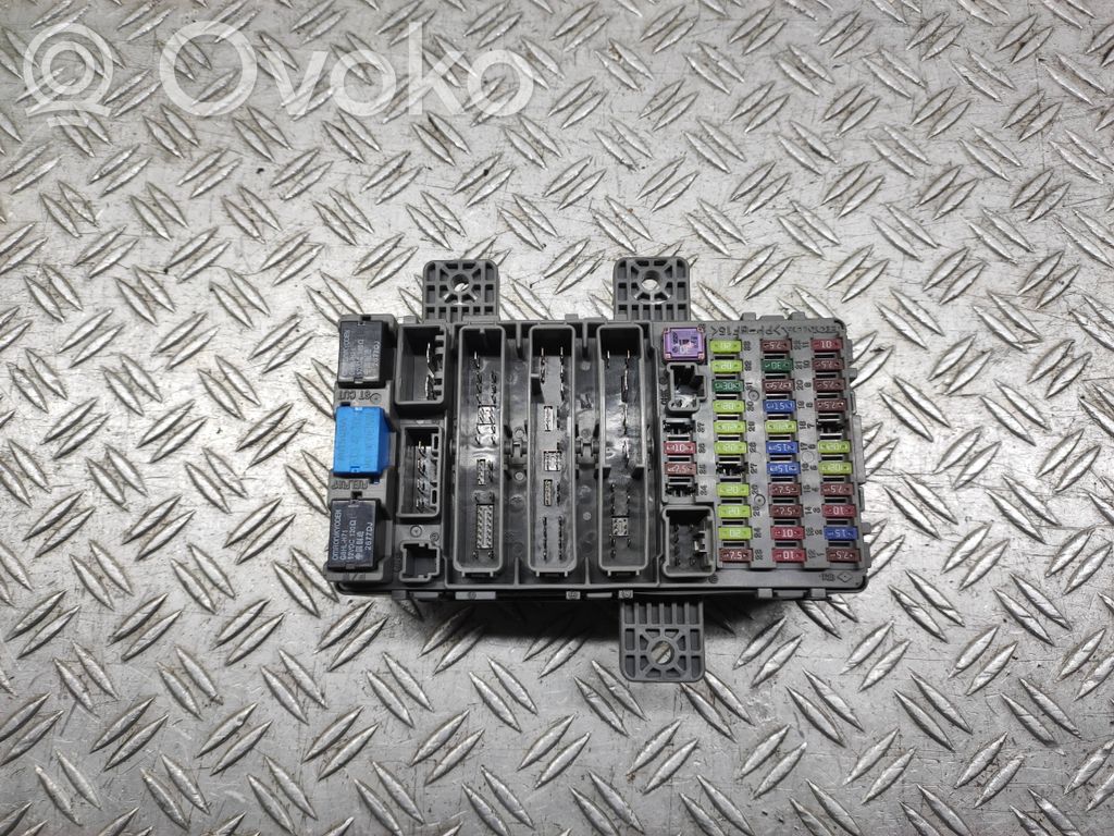 Honda Civic Saugiklių blokas 