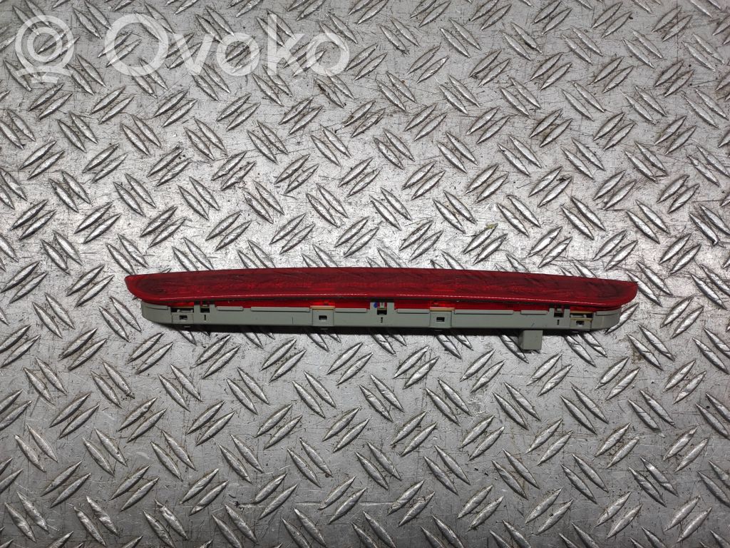 Third/center stoplight   KD5351580
