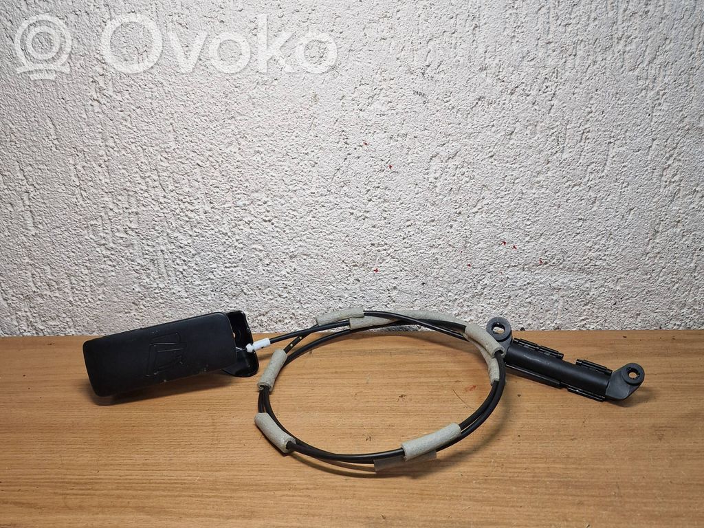 KIA Sorento Kabel / uchwyt tylnego siedzenia 