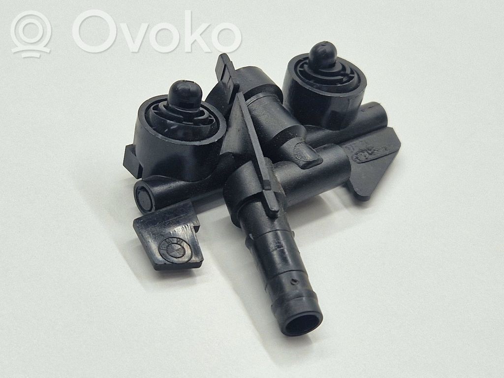 BMW 3 E46 Headlight washer spray nozzle 