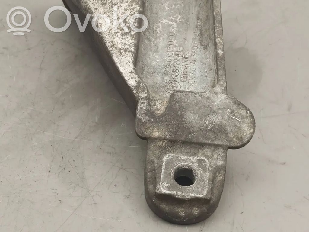 Engine mounting bracket   6760310,6857291