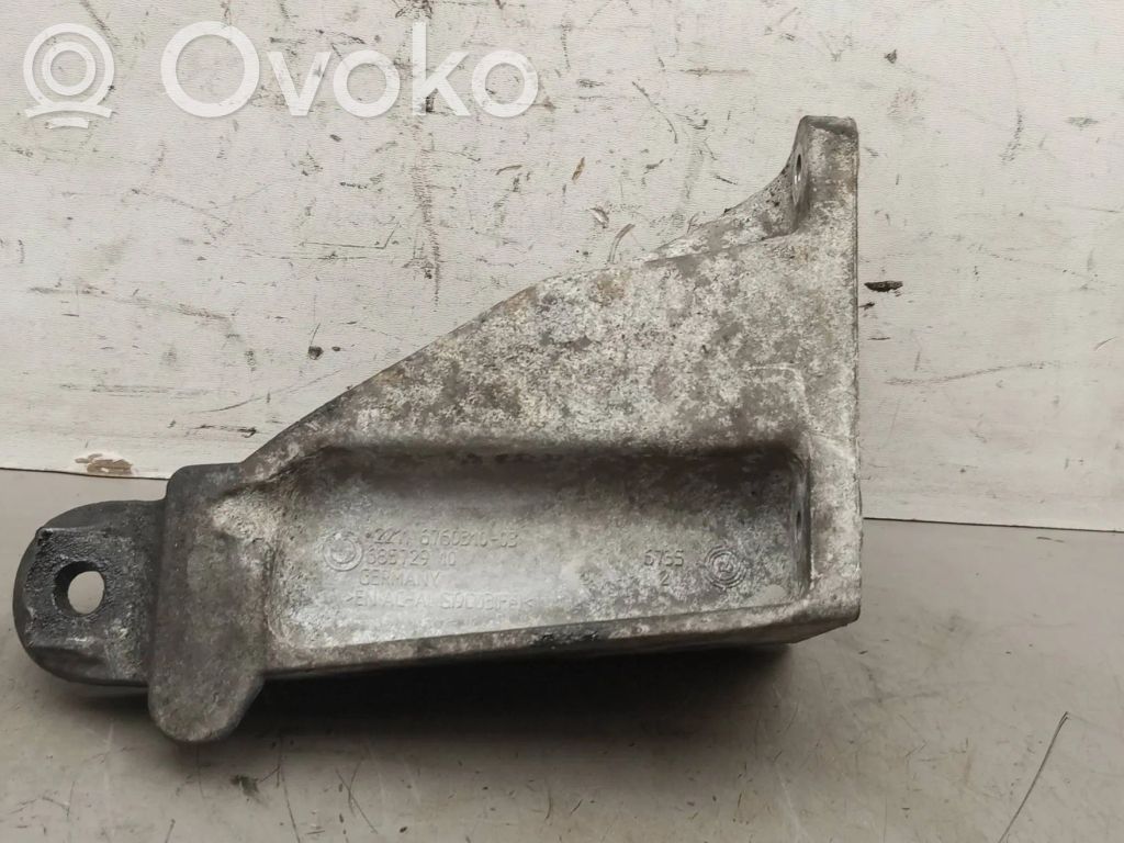 BMW 3 E90 E91 Engine mounting bracket 