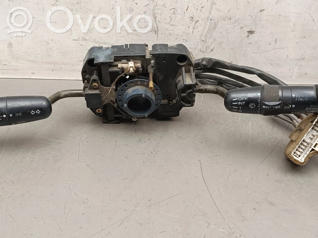 Mitsubishi Eclipse Commodo, commande essuie-glace/phare 