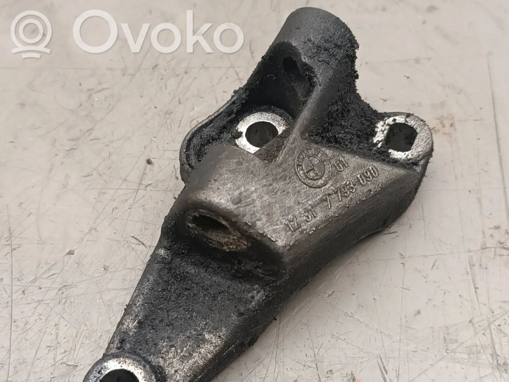 Generator/alternator bracket   7793090