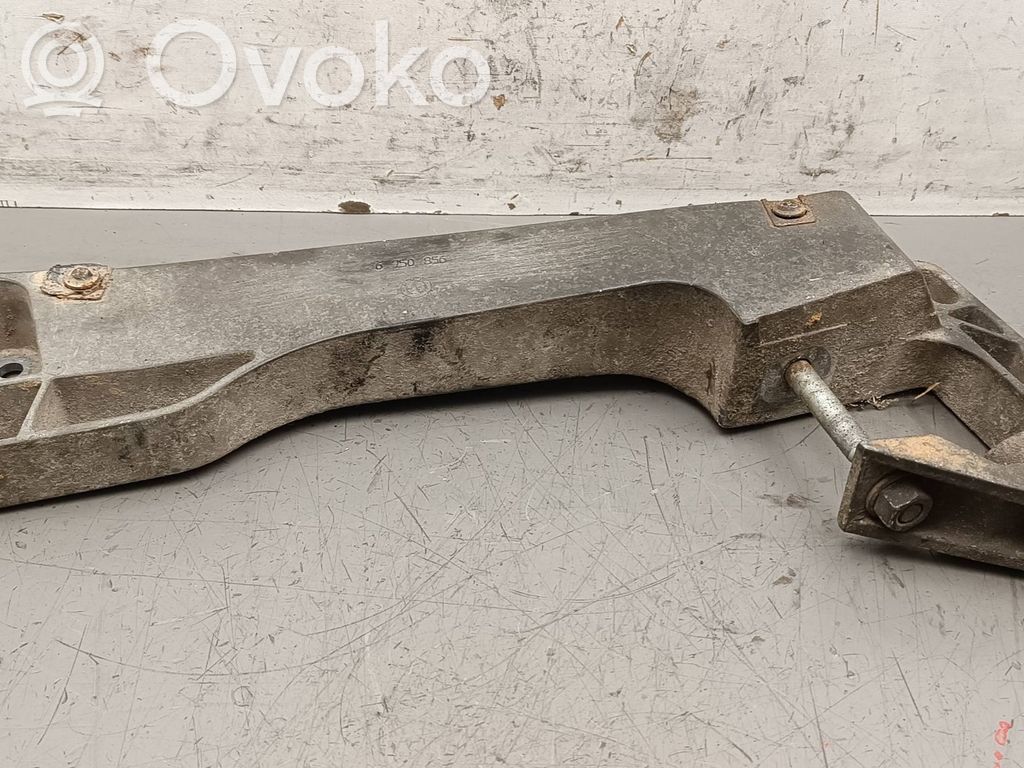 BMW 3 E46 Gearbox mounting bracket 