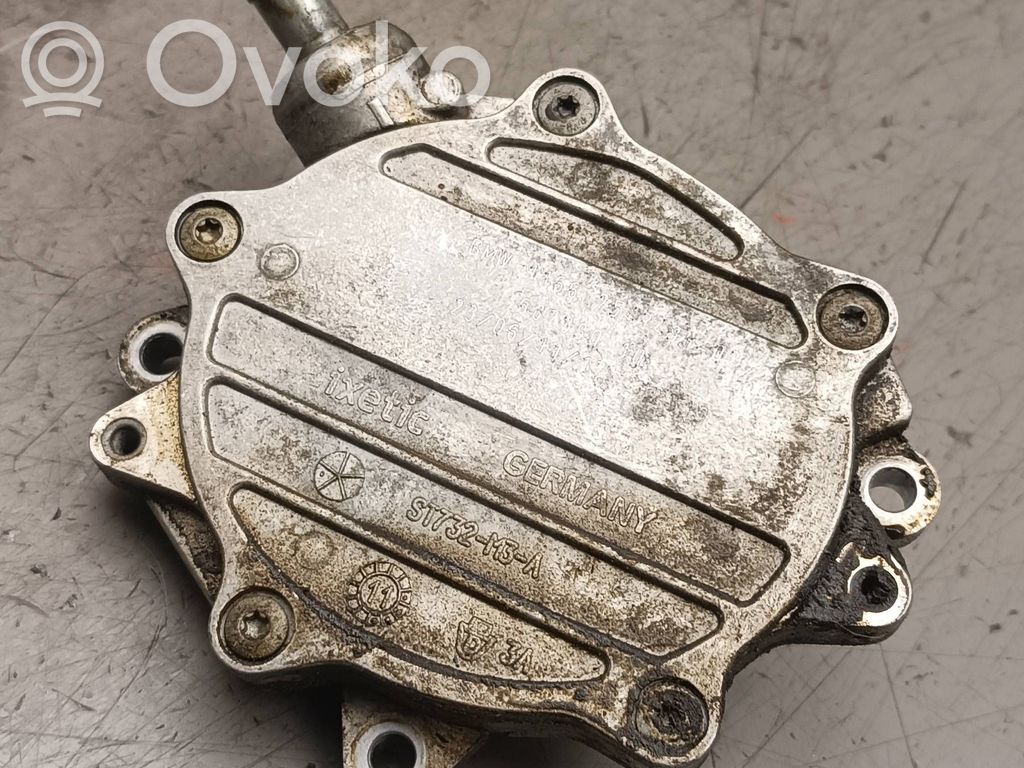 BMW 1 E81 E87 Vacuum pump 