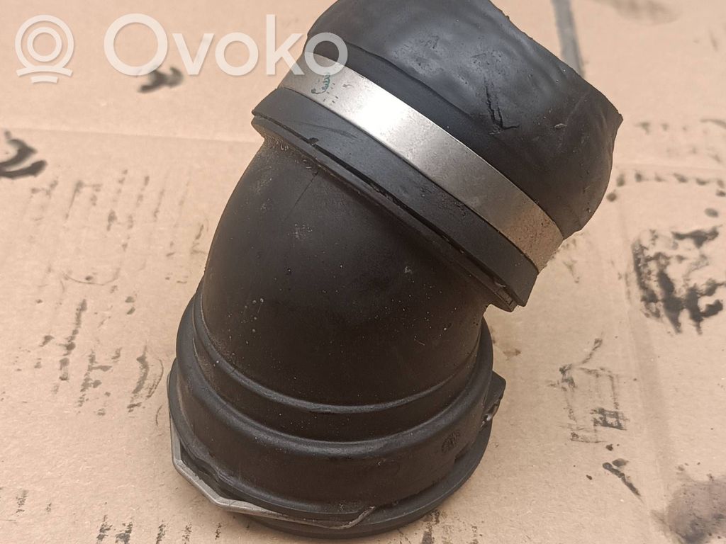 Intercooler hose/pipe   7789048