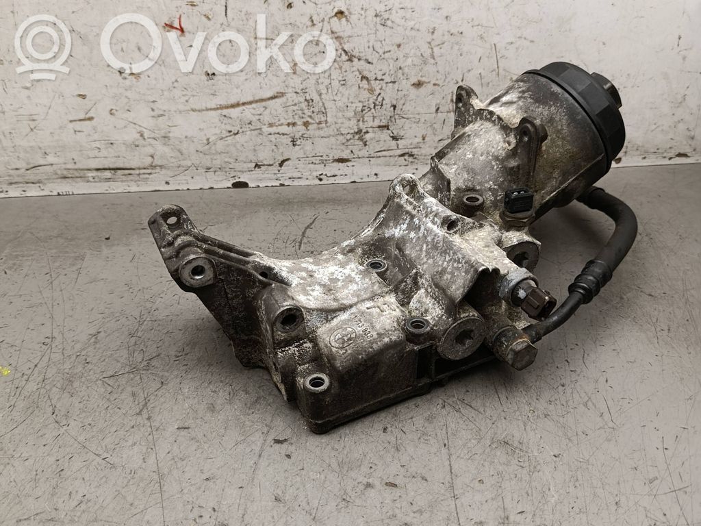 Oil filter mounting bracket   1713838
