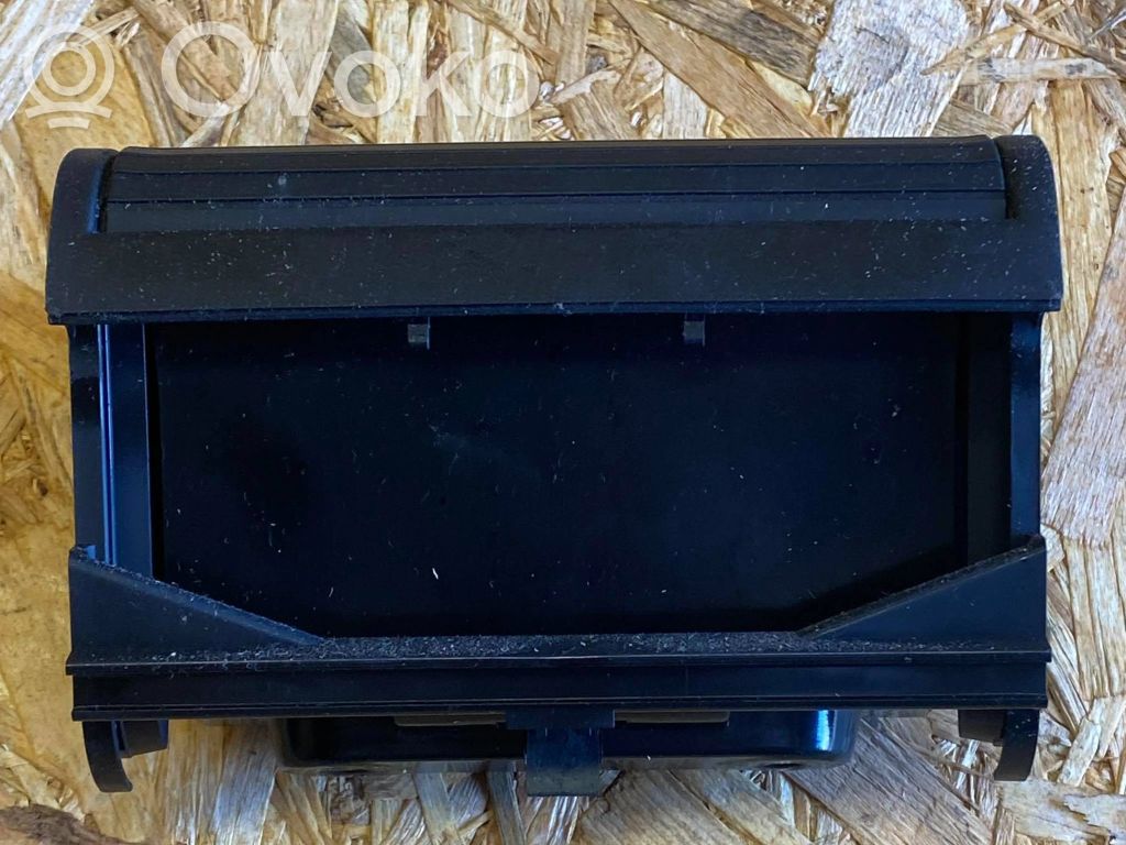 Ashtray (rear)   3072101A0,8225988,3072101B0,307210100