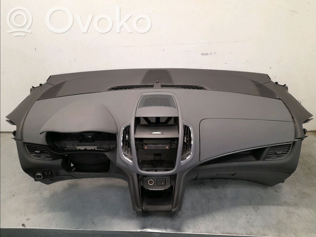 Opel Zafira C Panel de instrumentos 
