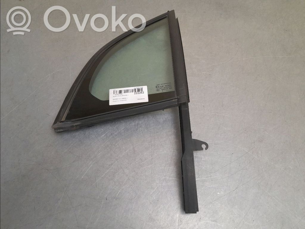 Rear side window   8569ZK