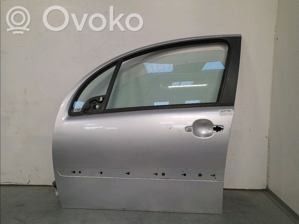 Durvis   9002Y4