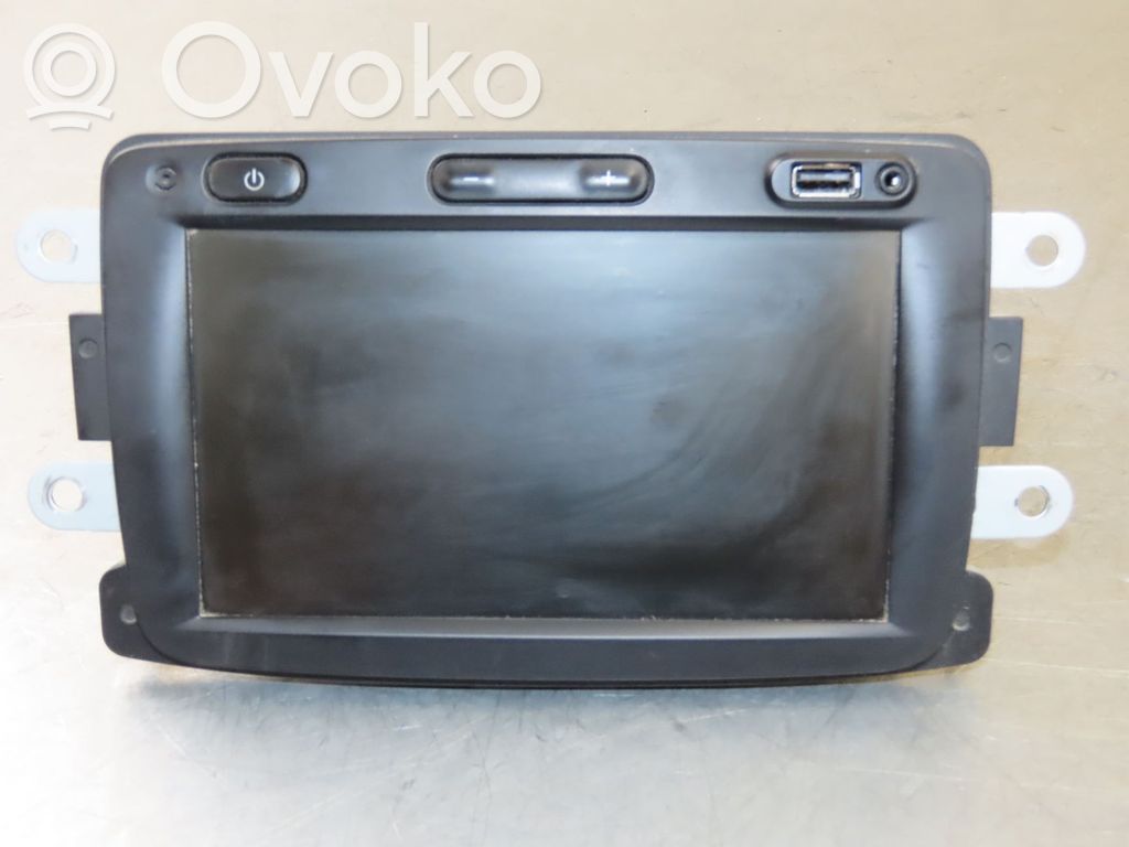 Dacia Spring Radio/CD/DVD/GPS head unit 