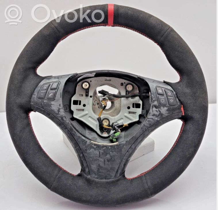 Steering wheel   305617099E06,305617099E06,3051626,305617099E06AI,3057364A14,32302157307,3369E871,679557402,SW679557402