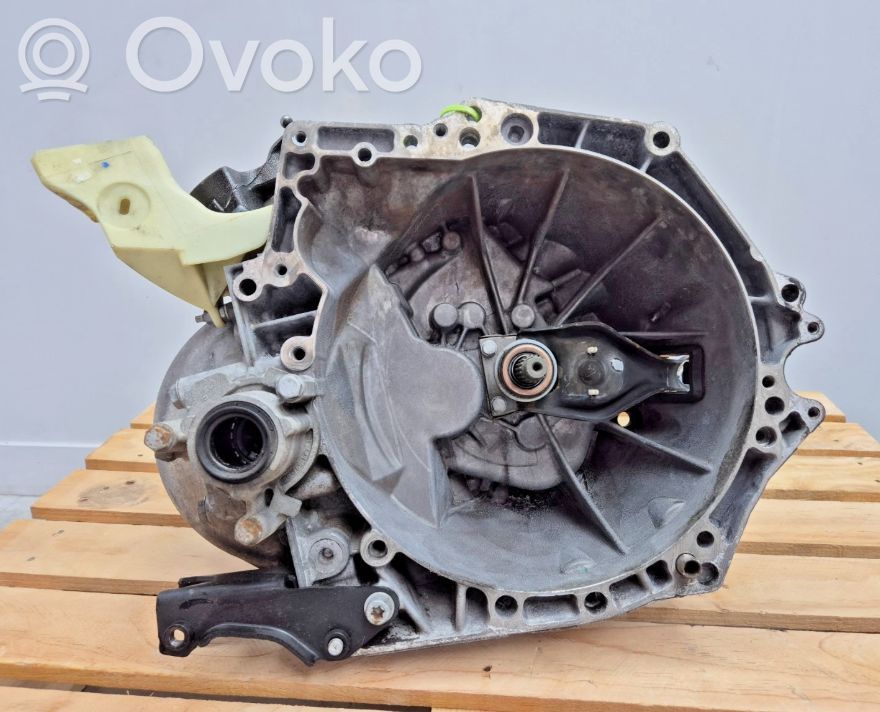 Citroen C4 Cactus Manual 5 speed gearbox 