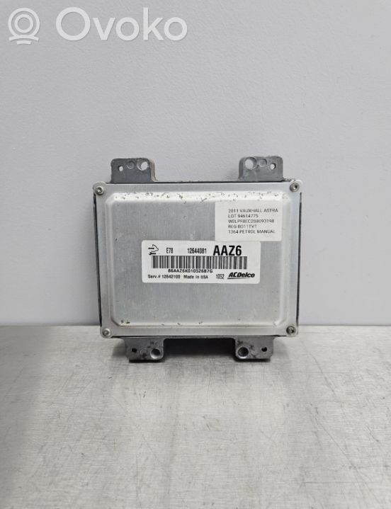 Opel Astra J Engine control unit/module 