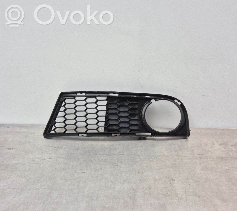 BMW 1 E82 E88 Front bumper lower grill 
