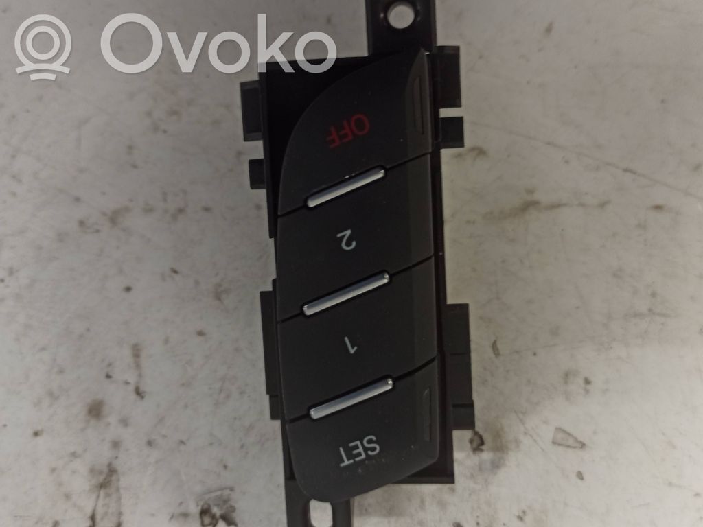 Seat memory switch   4G09597695PR