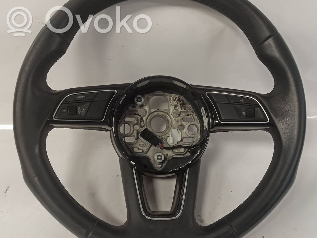 Audi A1 Steering wheel 