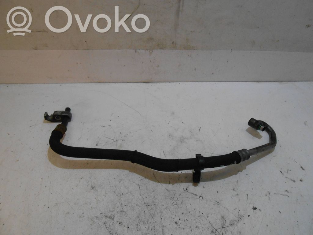 BMW 3 E90 E91 Gearbox oil cooler pipe/hose 