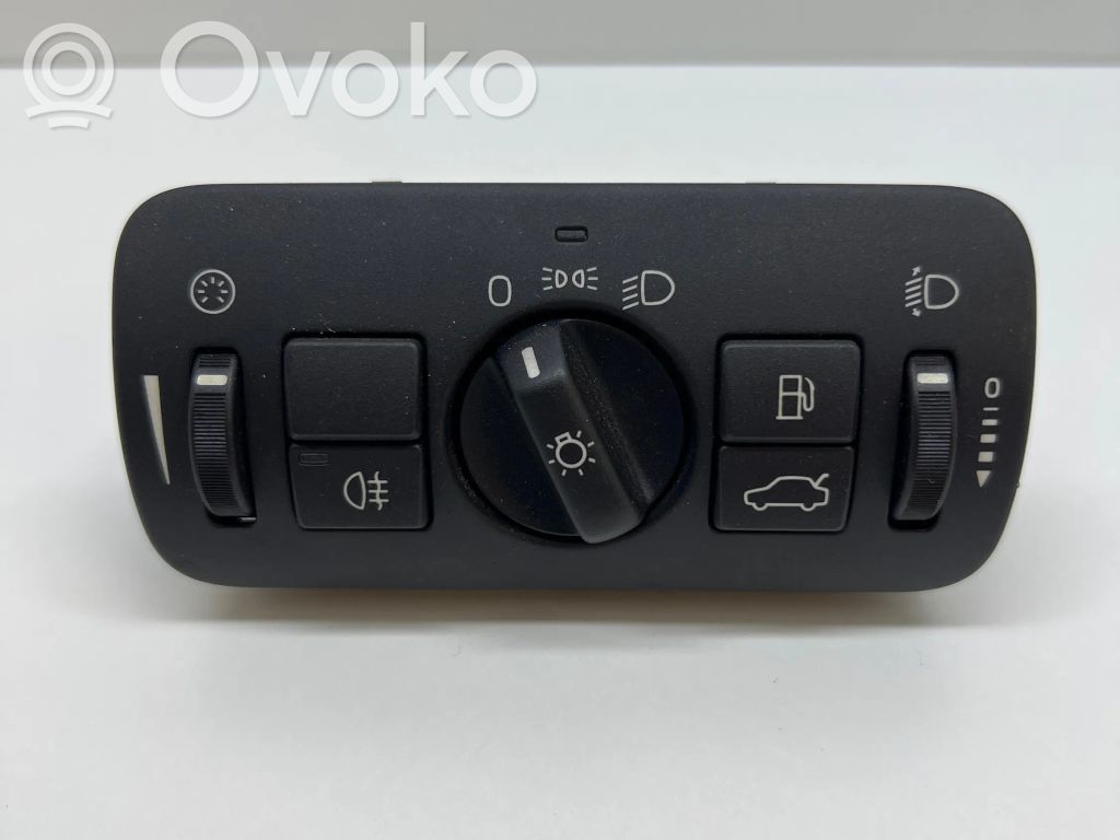 Light switch   30739413,0810,04066312
