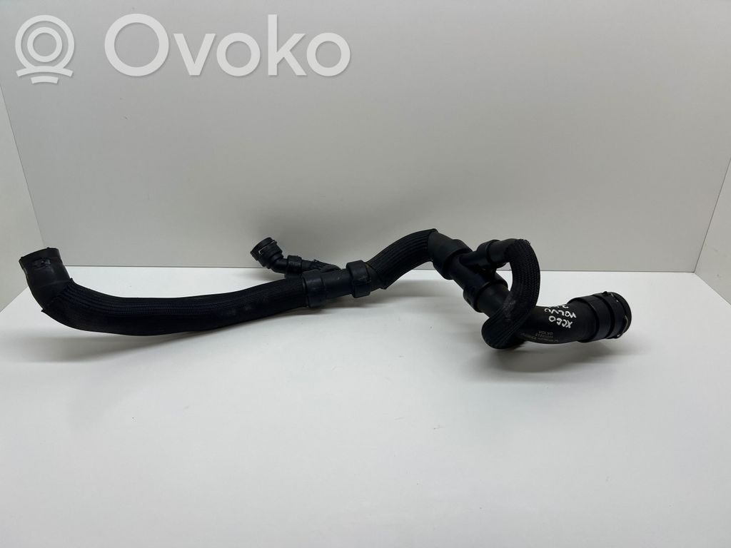 Volvo XC60 Engine coolant pipe/hose 