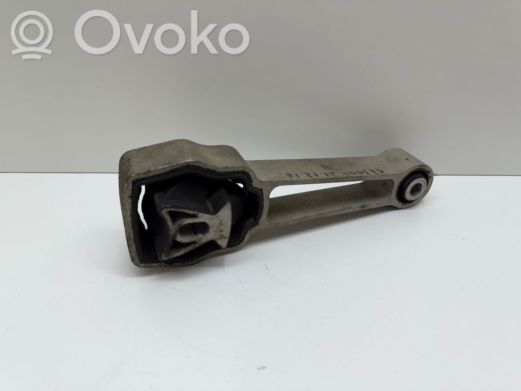 Volvo V60 Engine mount bracket 