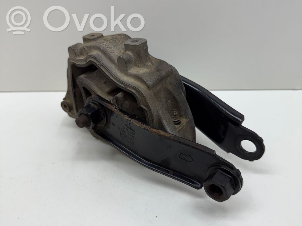 Volvo V60 Engine mount bracket 