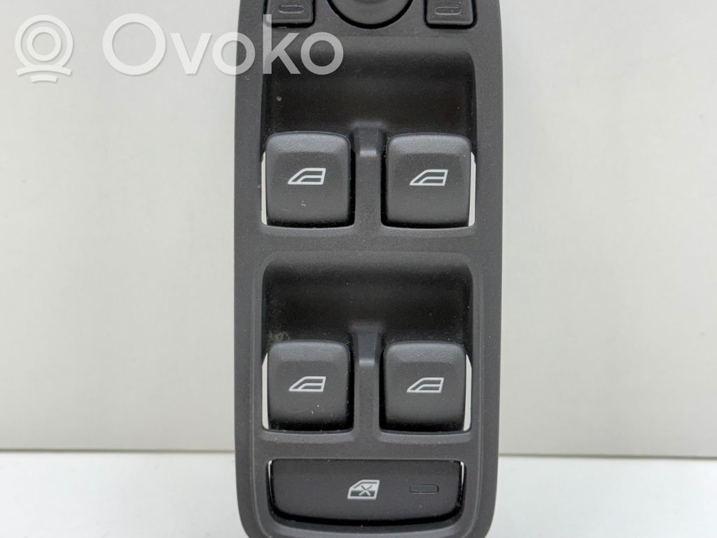 Volvo XC60 Electric window control switch 