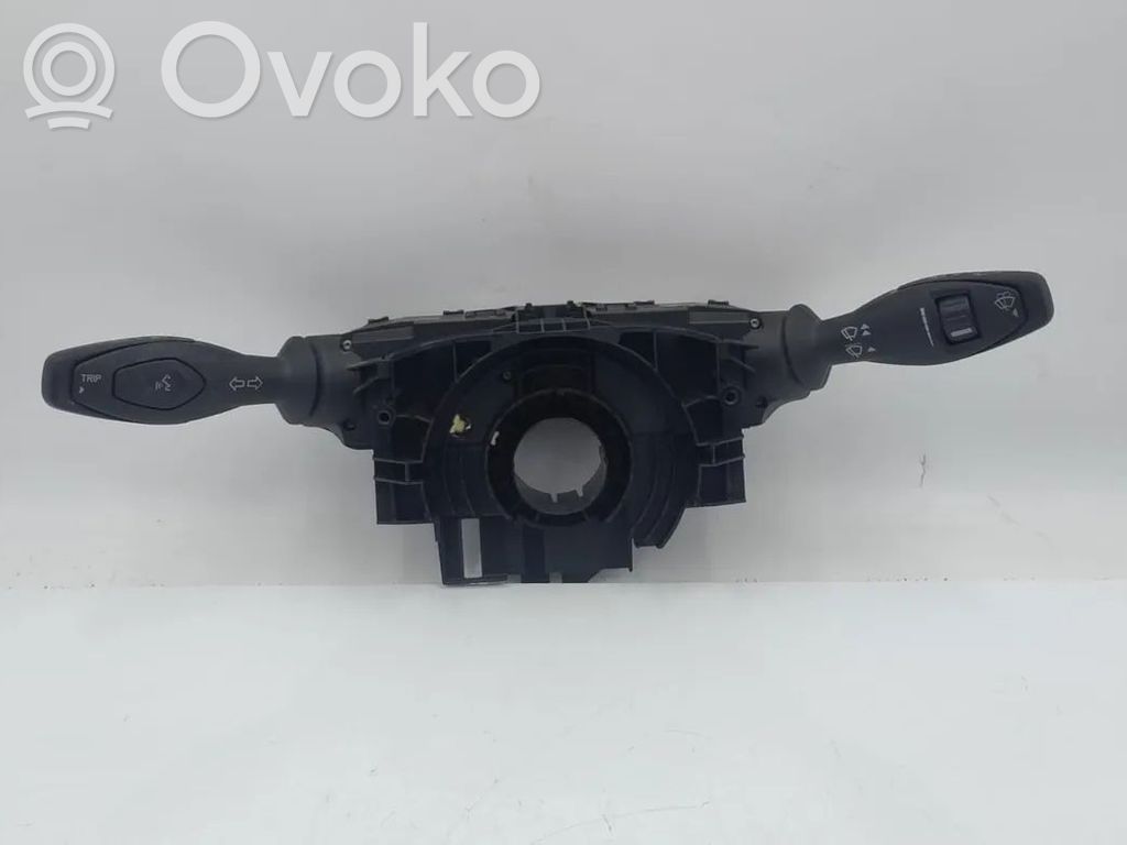 Light switch   8A6T13N064GD