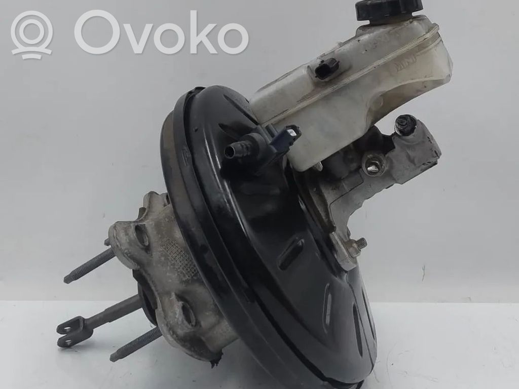 Ohjaustehostimen pumppu   472103202R