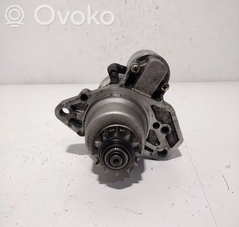 Nissan Almera N16 Electromotor 