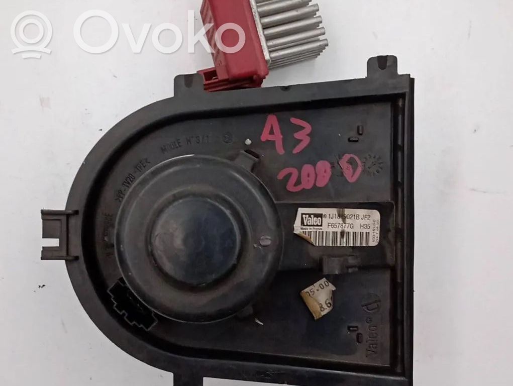 Audi A3 S3 8L Oro kondicionieriaus ventiliatorius (aušinimo) 