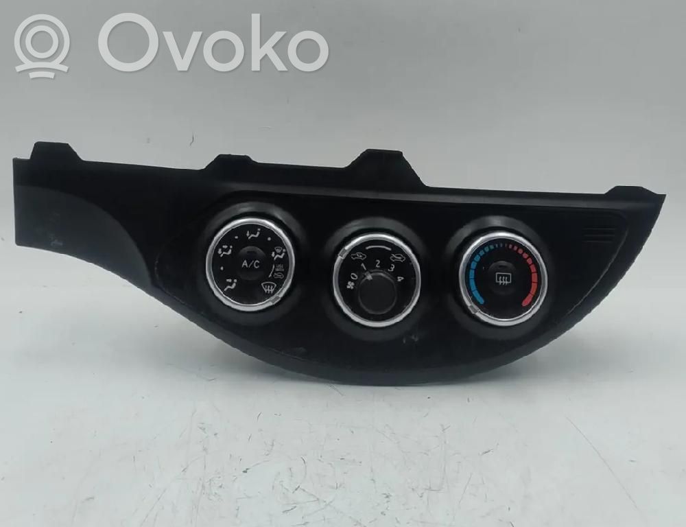 Climate control unit   107747A0