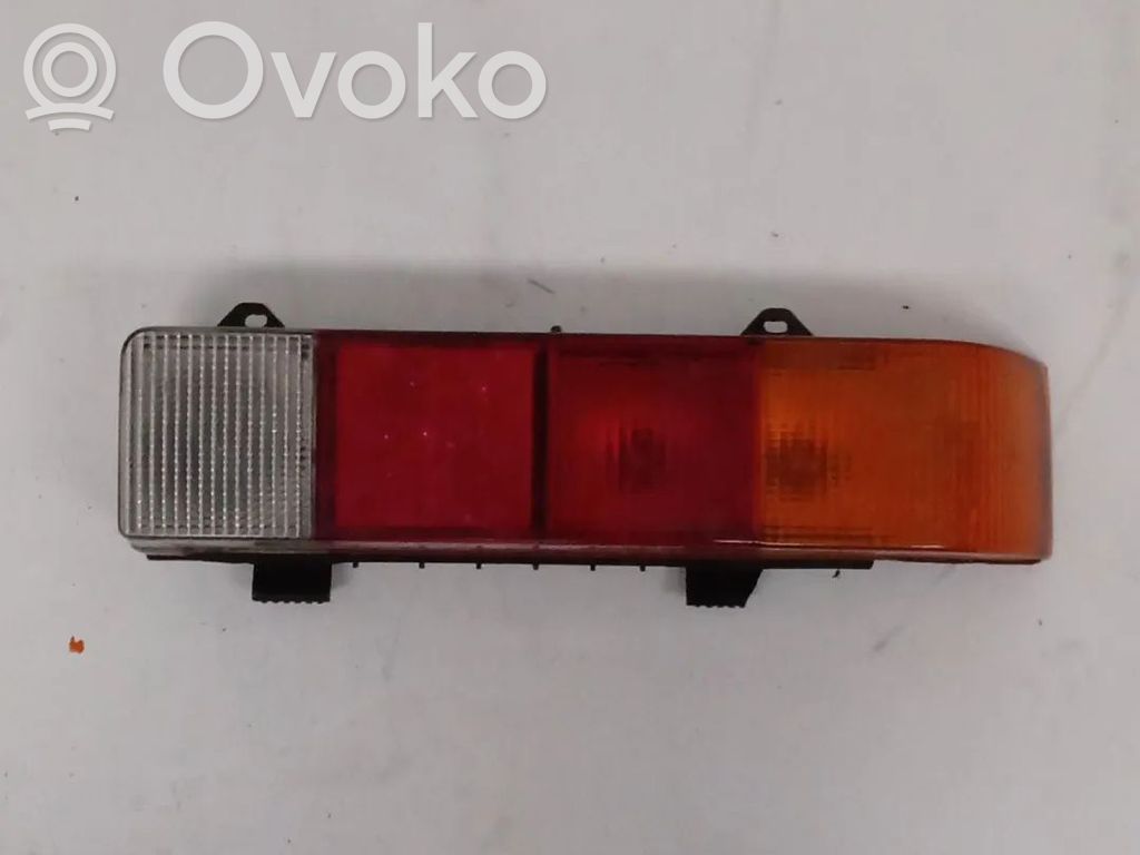 Fiat 500 Cinquecento Lampă spate în caroserie 