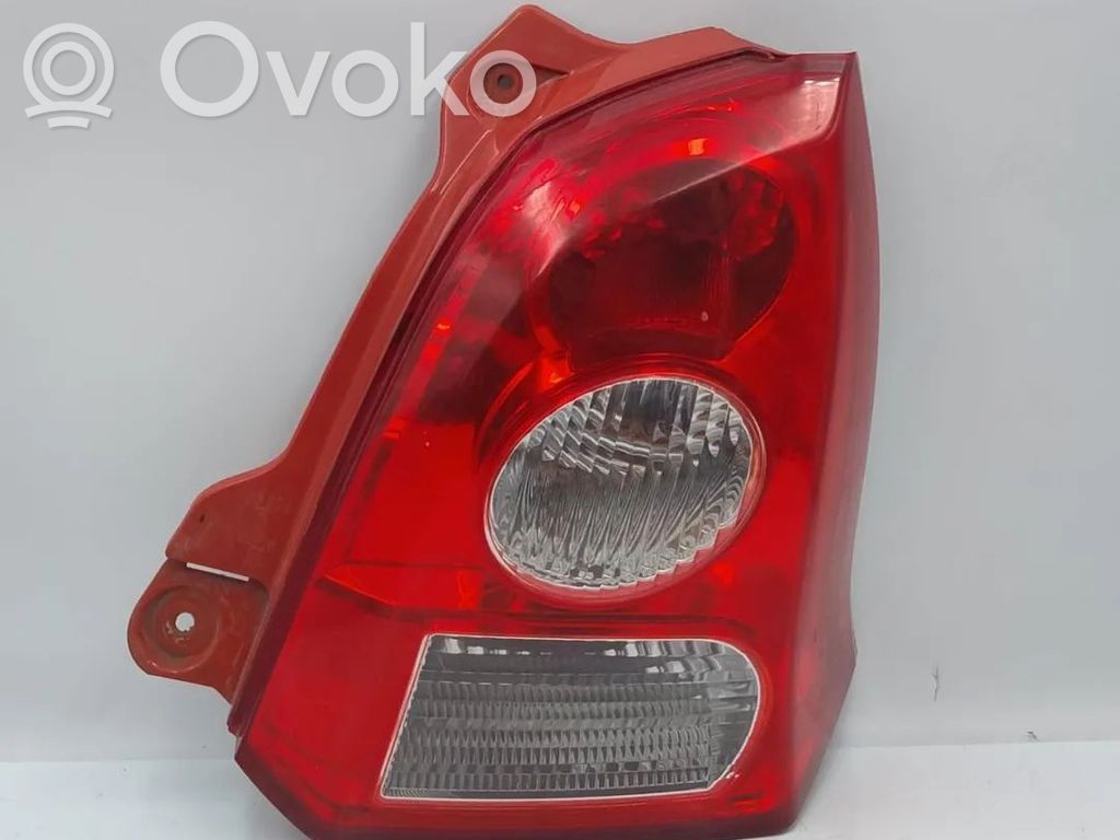 Suzuki Alto Lampa tylna 